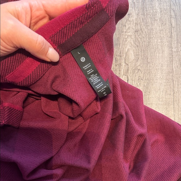 Lululemon Large Soft Knit Overshirt - Picture 6 of 6